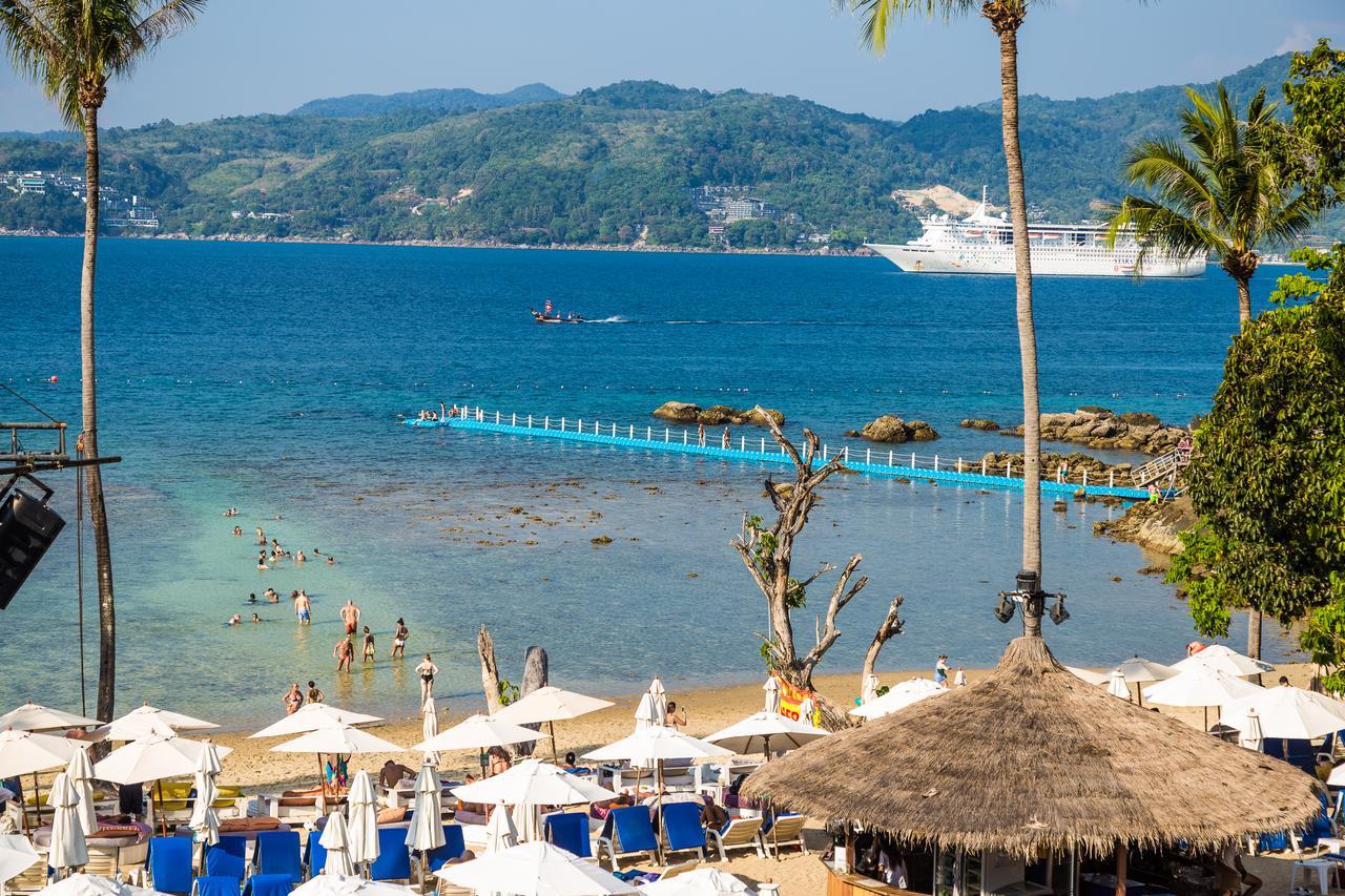 Paradise Beach Backpackers Hostel Patong Exteriör bild